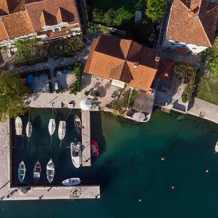 Tanja'S Seafront Orahovac Apartment โกตอร์ ภายนอก รูปภาพ