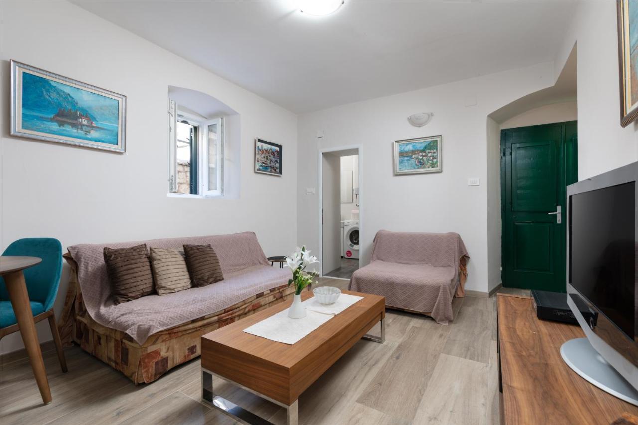 Tanja'S Seafront Orahovac Apartment โกตอร์ ภายนอก รูปภาพ