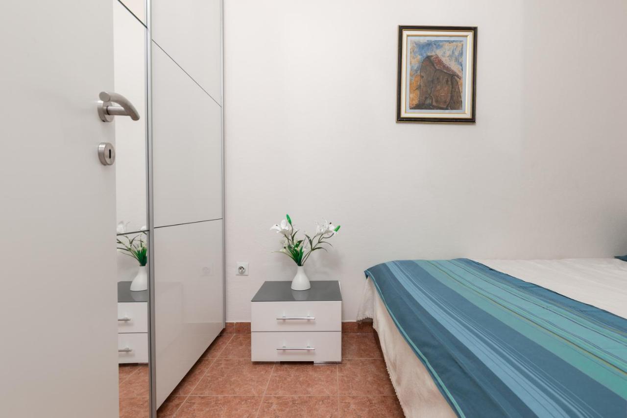 Tanja'S Seafront Orahovac Apartment โกตอร์ ภายนอก รูปภาพ