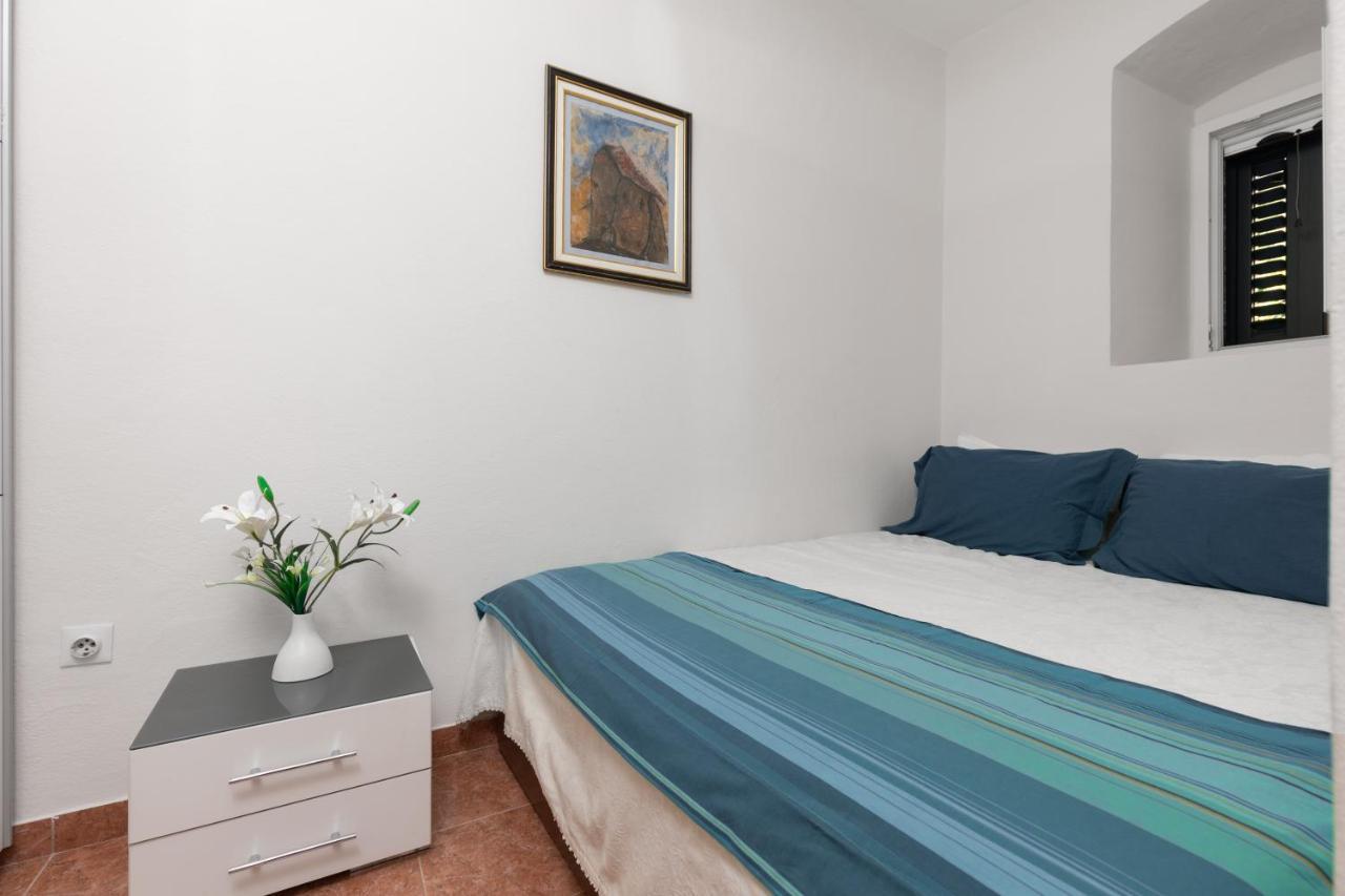 Tanja'S Seafront Orahovac Apartment โกตอร์ ภายนอก รูปภาพ